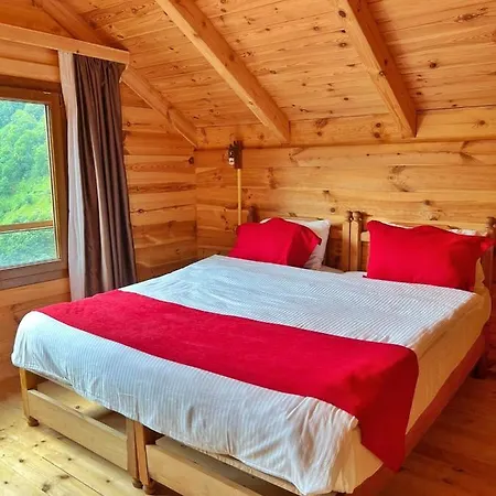 Panoramabungalov Hotel *